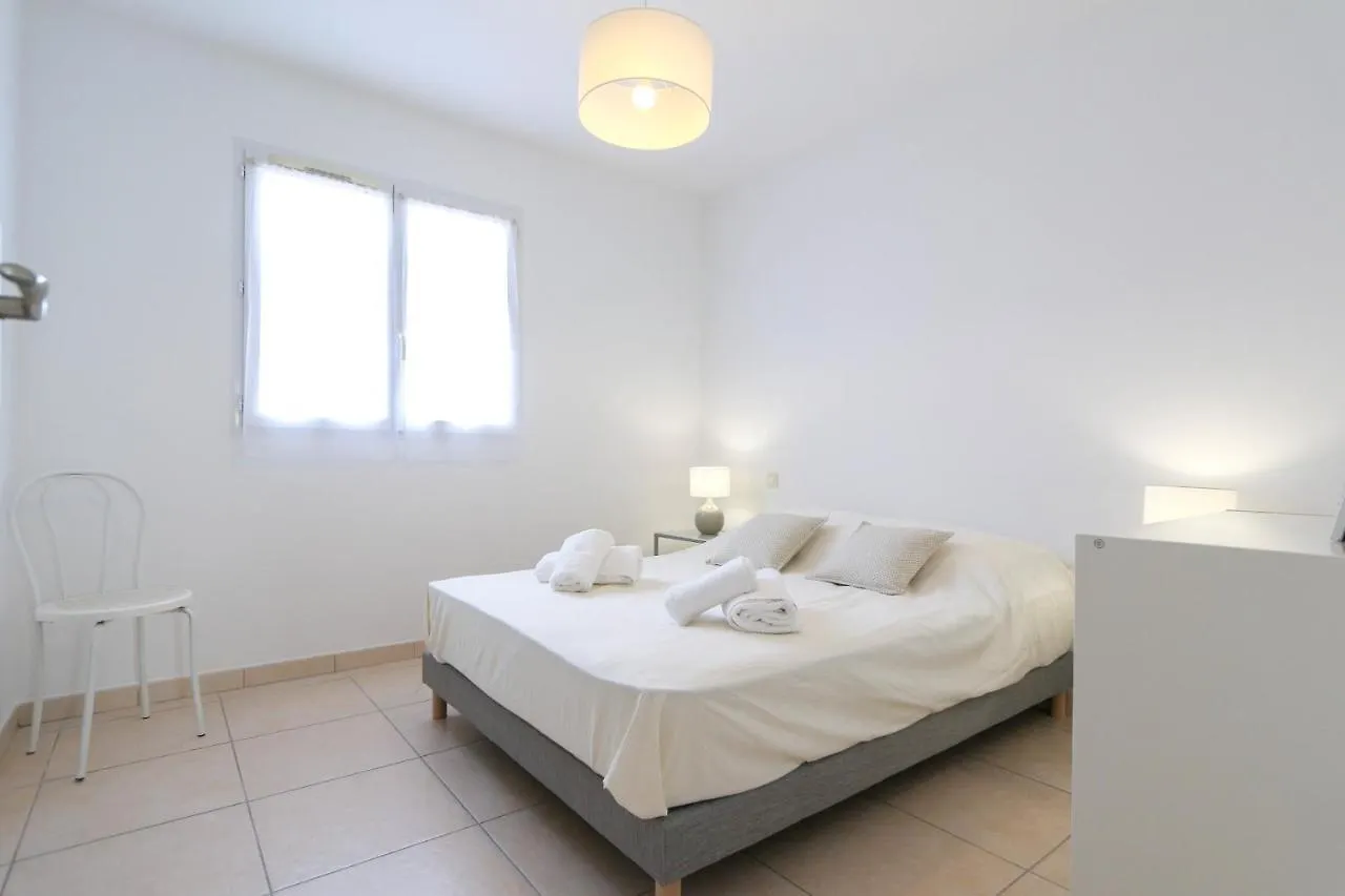 New ! Villa With Parking Swimming Pools Garden And Ac - Benakey Cannes