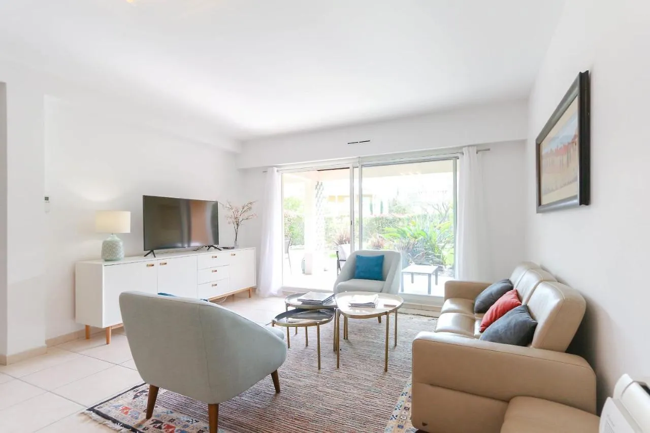 New ! Villa With Parking Swimming Pools Garden And Ac - Benakey カンヌ 0*,